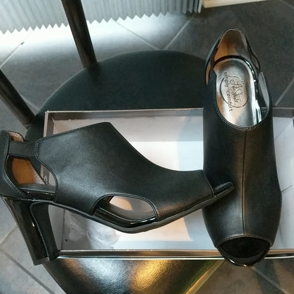 LifeStride Simply Comfort adorable heel, size 7.5